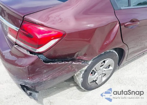 2015 Honda Civic Lx z USA, uszkodzony, nr VIN 19XFB2F59FE049135